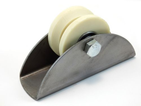 Ролик откатной 70мм капролон под угол на платформе 1шт Р2712