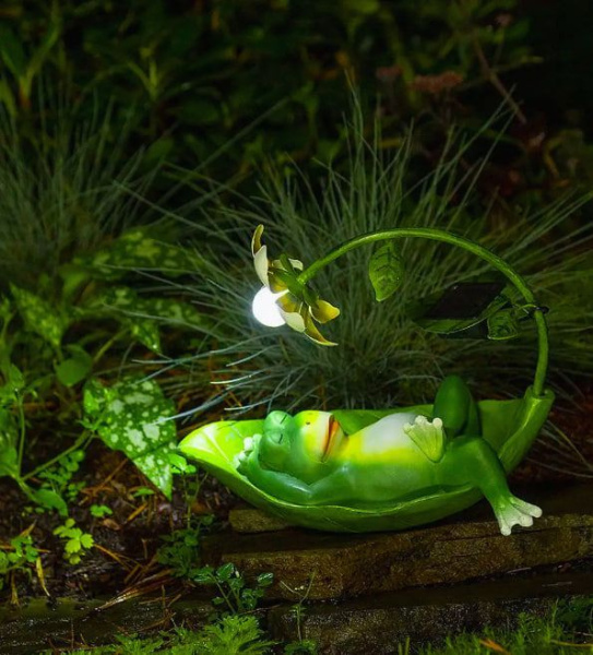 Фигура садовая 19см Лягушонок на солнышке с LED подсв. солн.батарея 519 Чудесный Сад