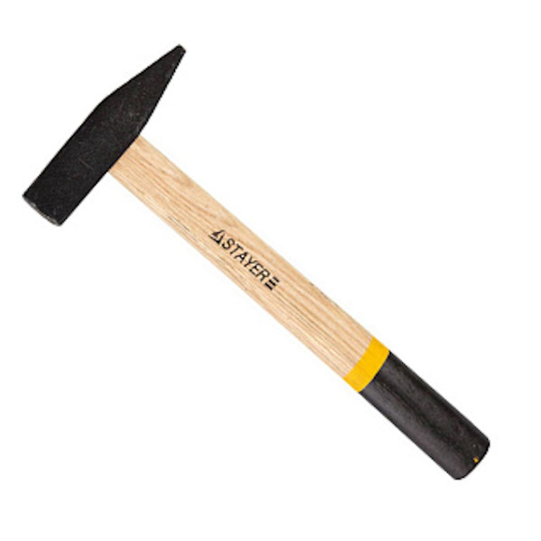 Молоток  600г слесарный деревянная ручка Stayer Master